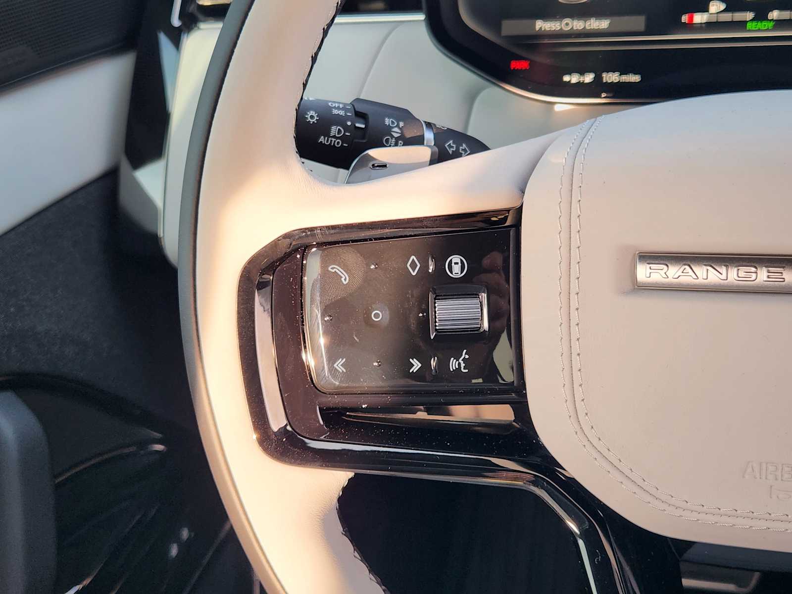 2025 Land Rover Range Rover Sport SE photo 23