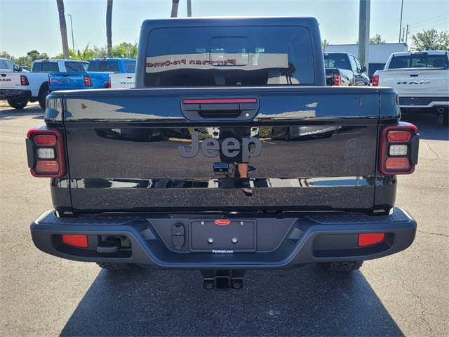 2025 Jeep Gladiator Willys photo 6