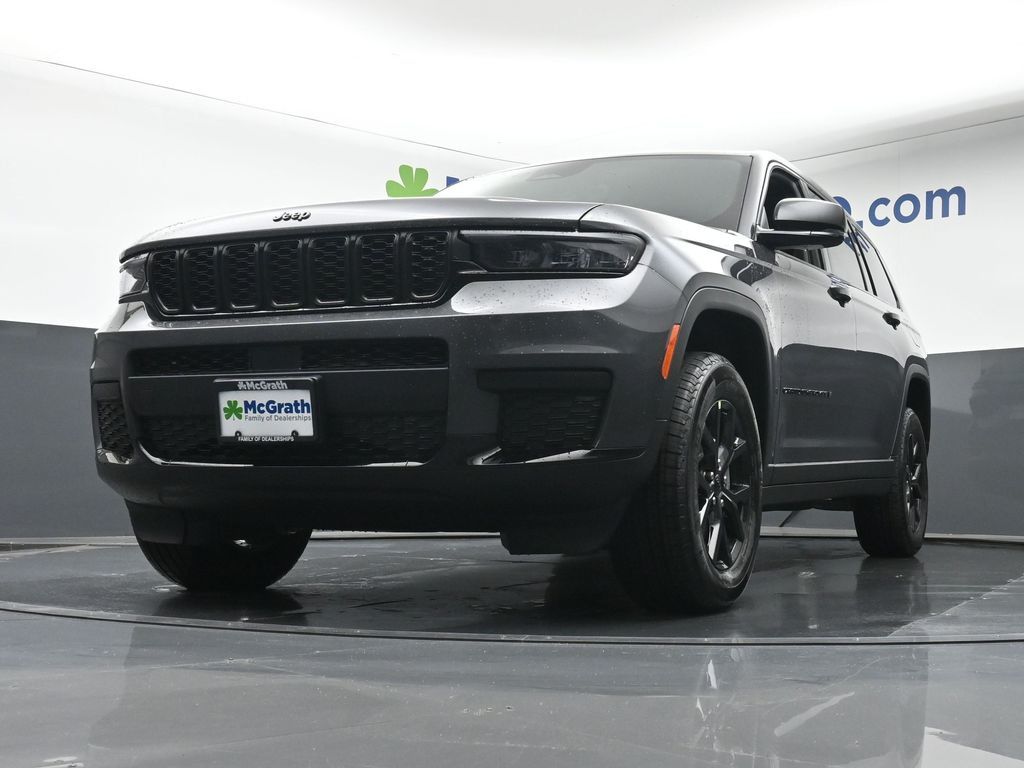 2025 Jeep Grand Cherokee Altitude X photo 3