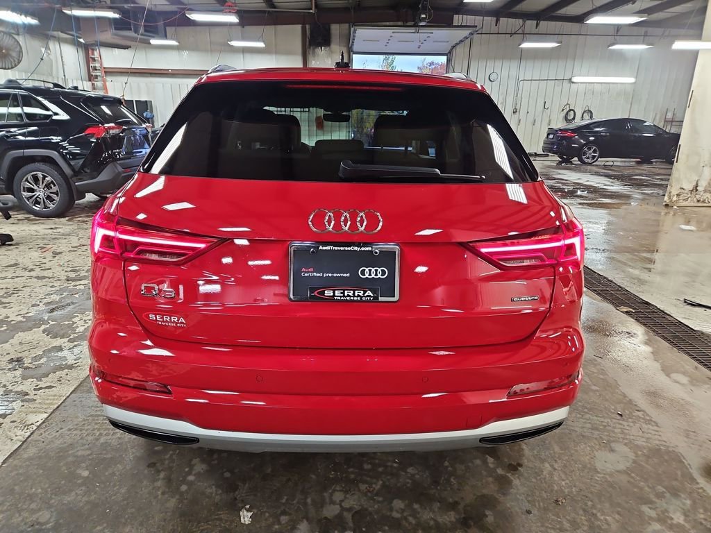 2022 Audi Q3 Premium photo 4