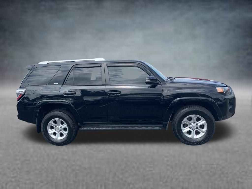 2018 Toyota 4Runner SR5 Premium photo 2