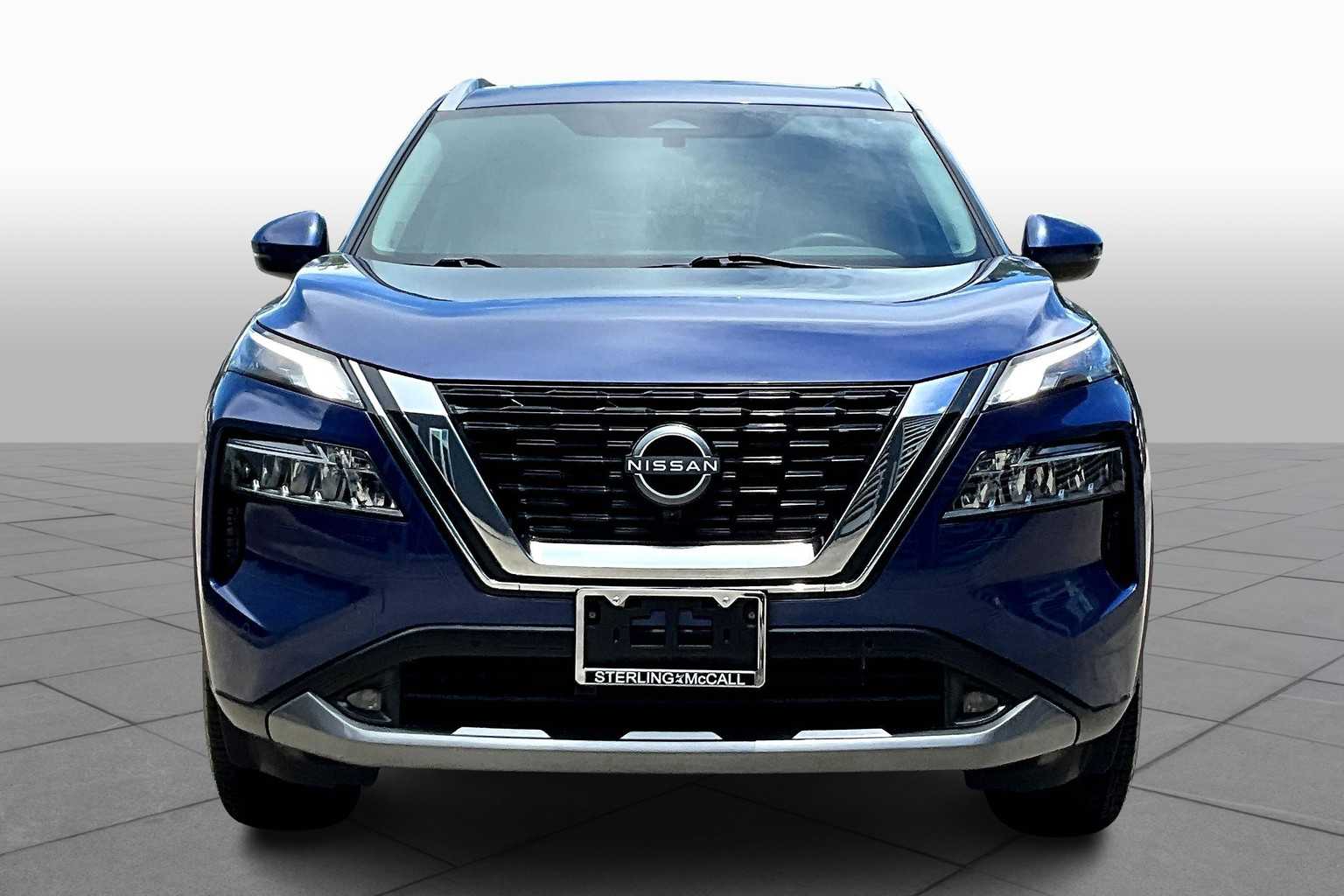 2022 Nissan Rogue SL photo 3
