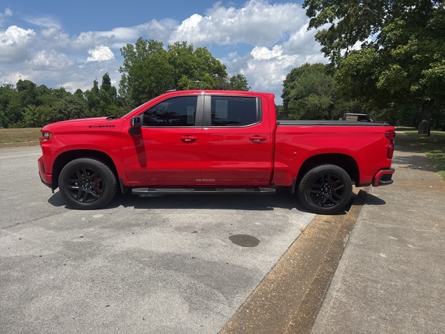 2022 Chevrolet Silverado 1500 RST photo 2