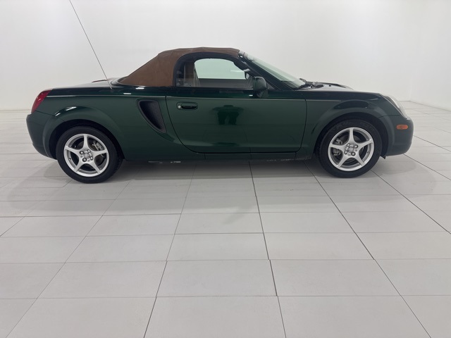 2001 Toyota MR2 Spyder photo 8