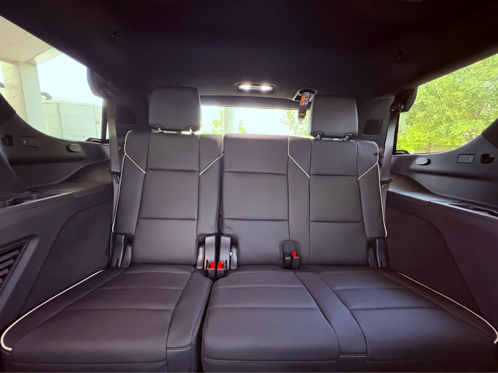 2025 Cadillac Escalade Premium Luxury photo 24
