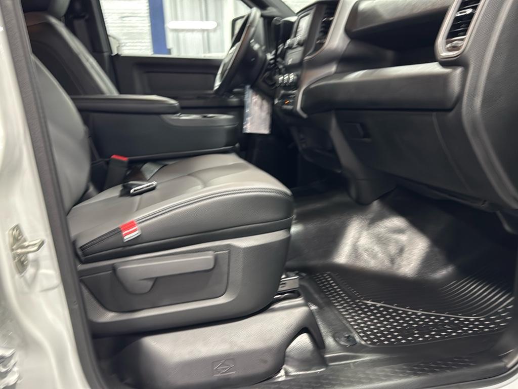 2024 Ram 3500 Tradesman photo 13