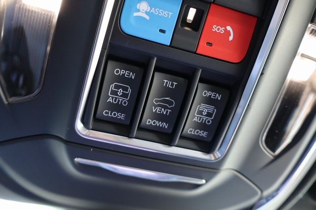 2025 Jeep Grand Cherokee Summit photo 23