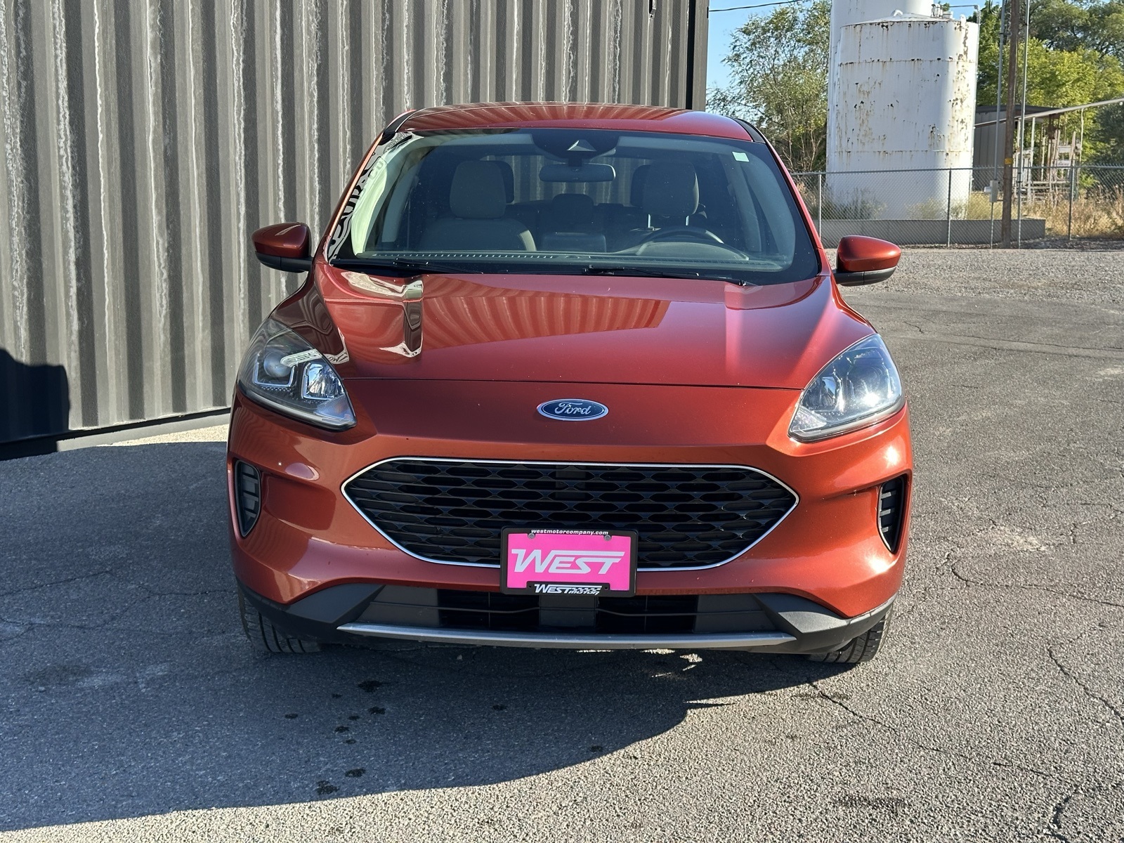 2020 Ford Escape SE photo 2