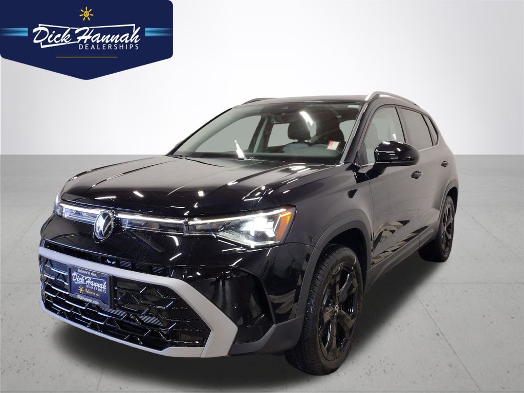 2025 Volkswagen Taos SEL's photo