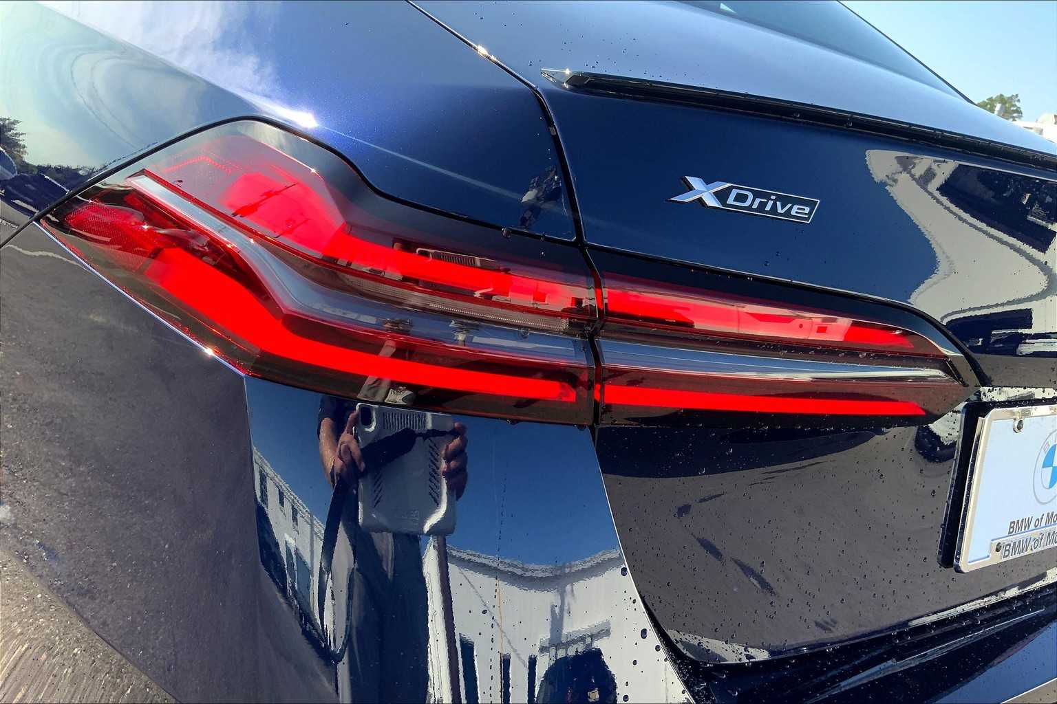 2026 Bmw 550e xDrive photo 15