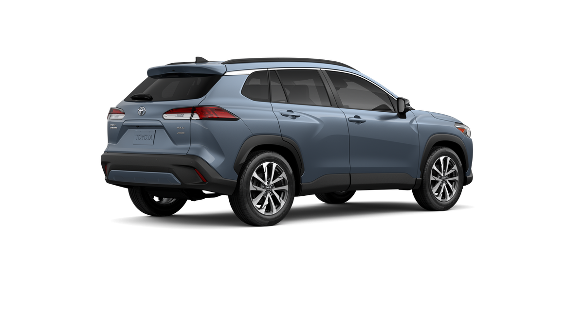 2025 Toyota Corolla Cross XLE photo 10