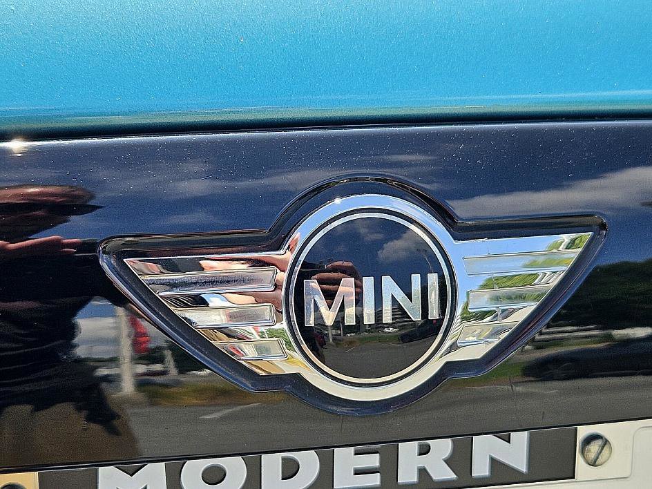 2018 Mini Cooper Base Convertible photo 11