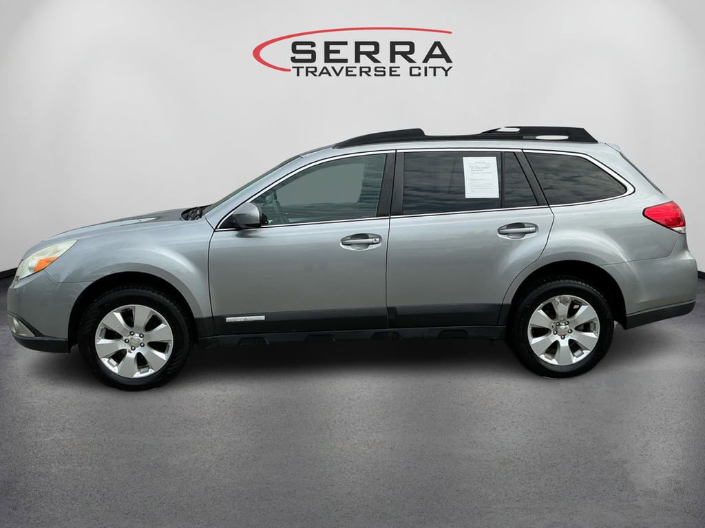 2011 Subaru Outback 2.5i Premium photo 8