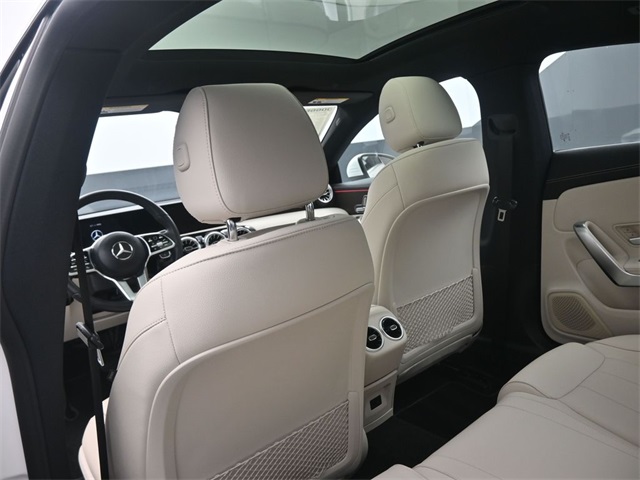 2023 Mercedes Benz CLA 250 4MATIC photo 6