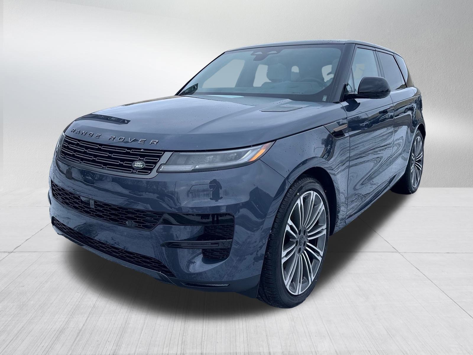 2026 Land Rover Range Rover Sport SE's photo