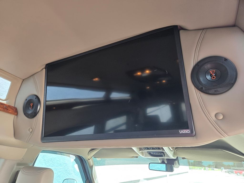 2022 Chevrolet Express Cargo photo 24