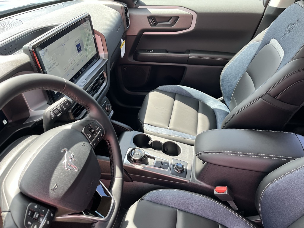 2025 Ford Bronco Sport Outer Banks photo 16