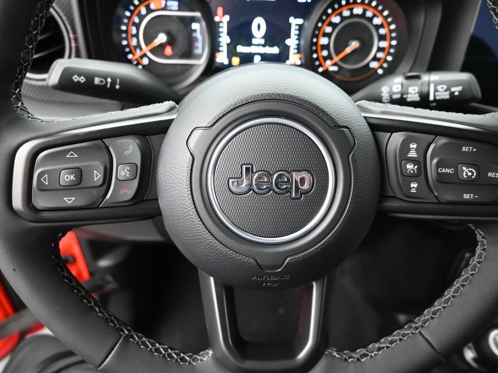 2025 Jeep Wrangler Rubicon photo 11