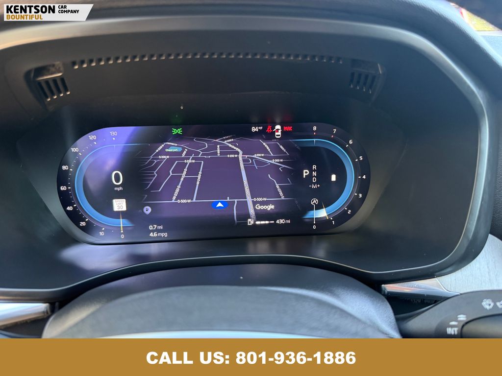 2025 Volvo XC60 B5 Plus photo 16