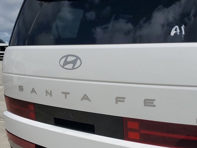 2026 Hyundai Santa Fe Limited photo 4