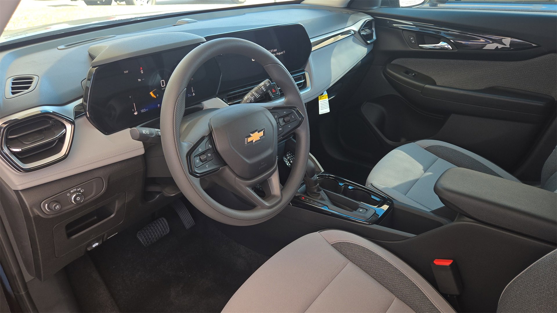 2026 Chevrolet Trailblazer LT photo 9
