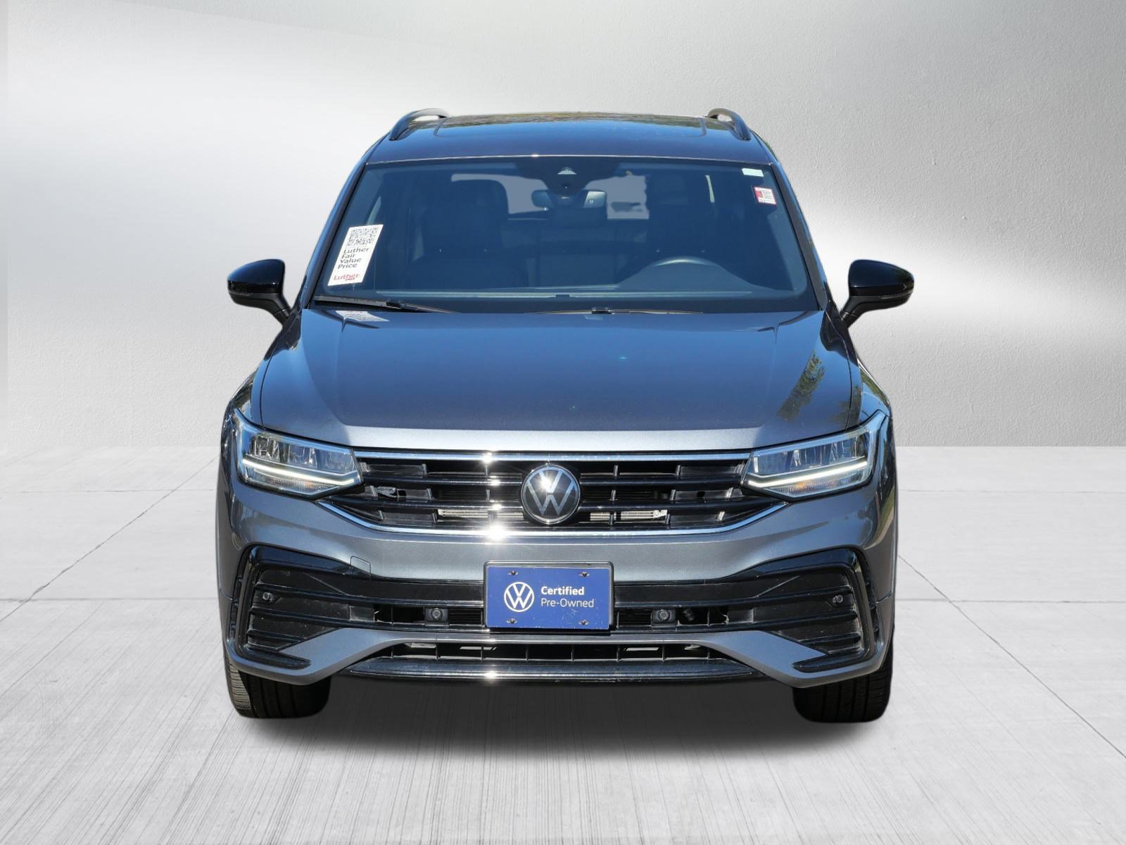 2024 Volkswagen Tiguan SE R-Line Black photo 2