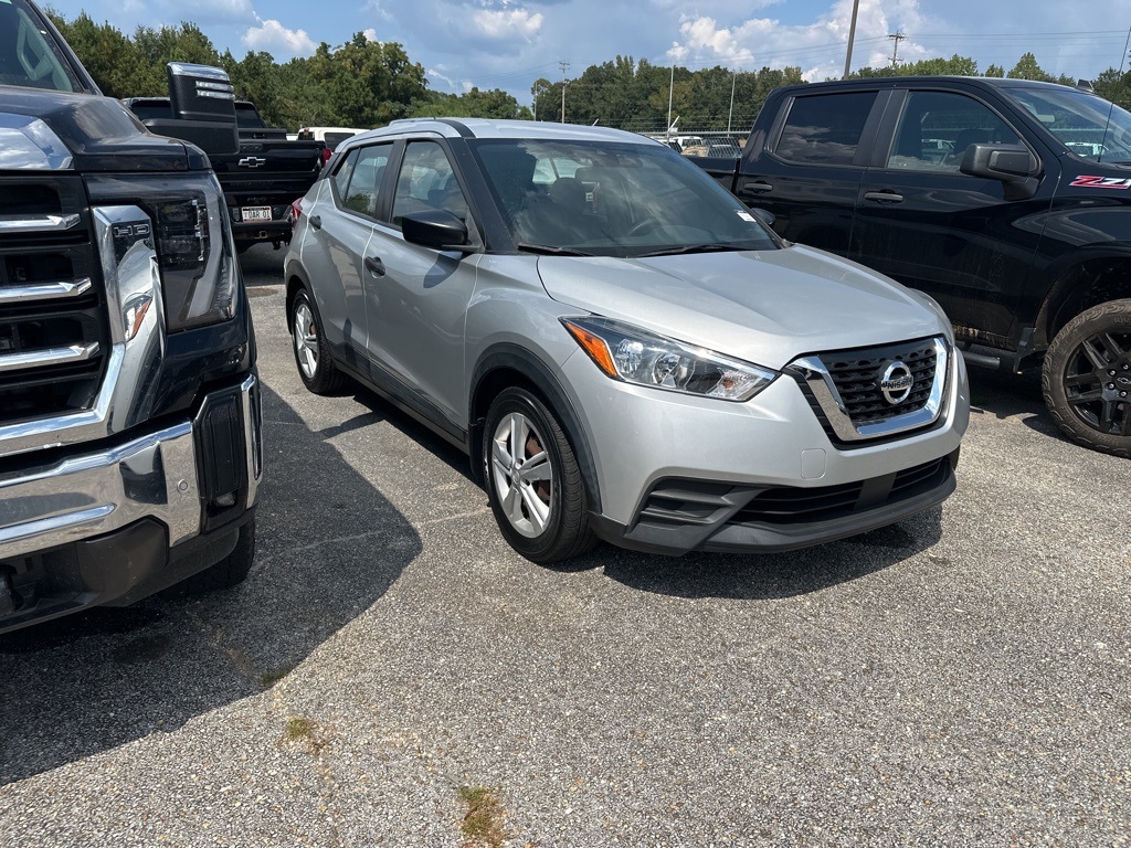 2020 Nissan Kicks S
