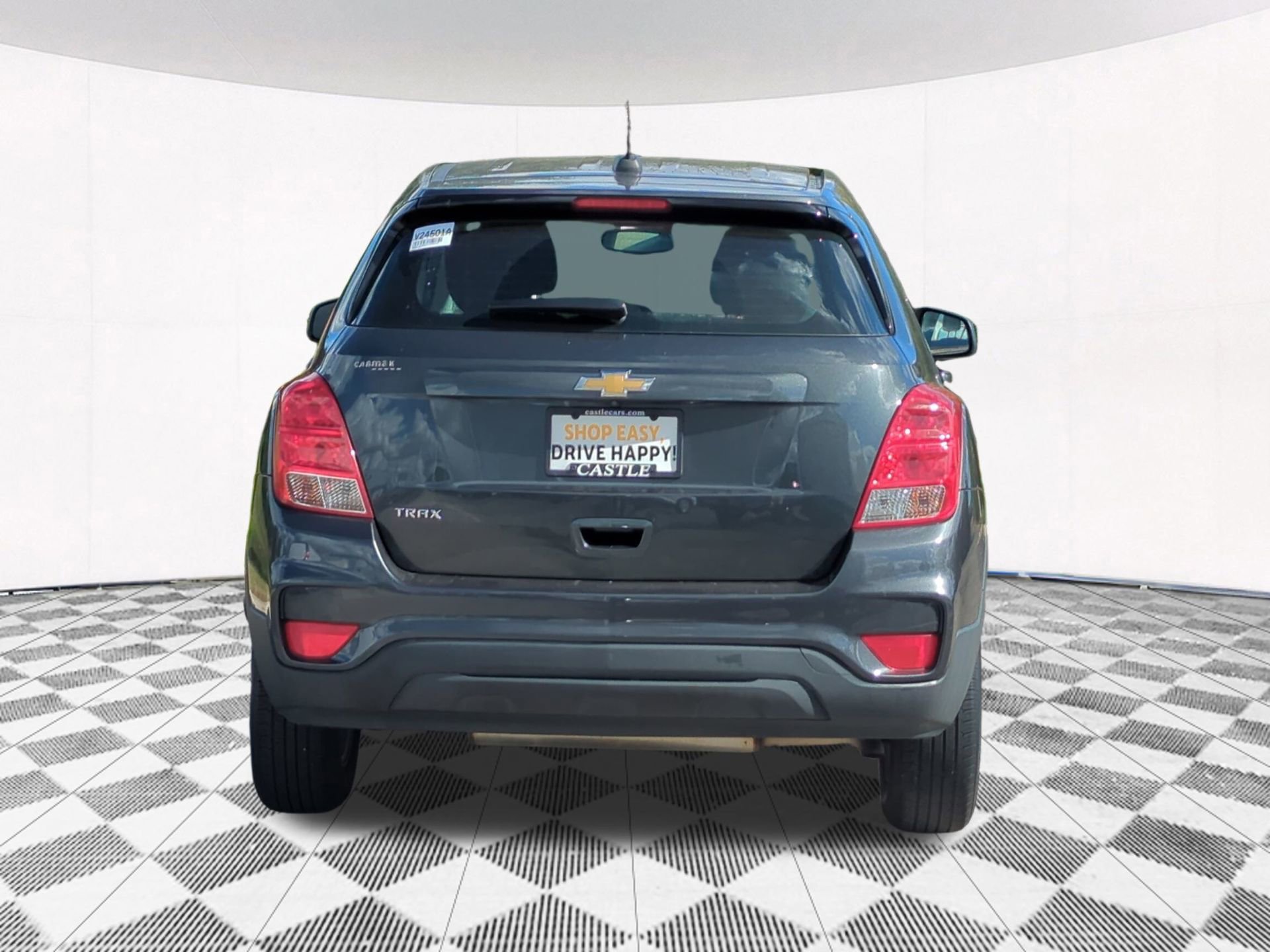 2020 Chevrolet Trax LS photo 3