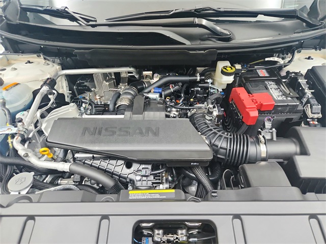 2025 Nissan Rogue S photo 17
