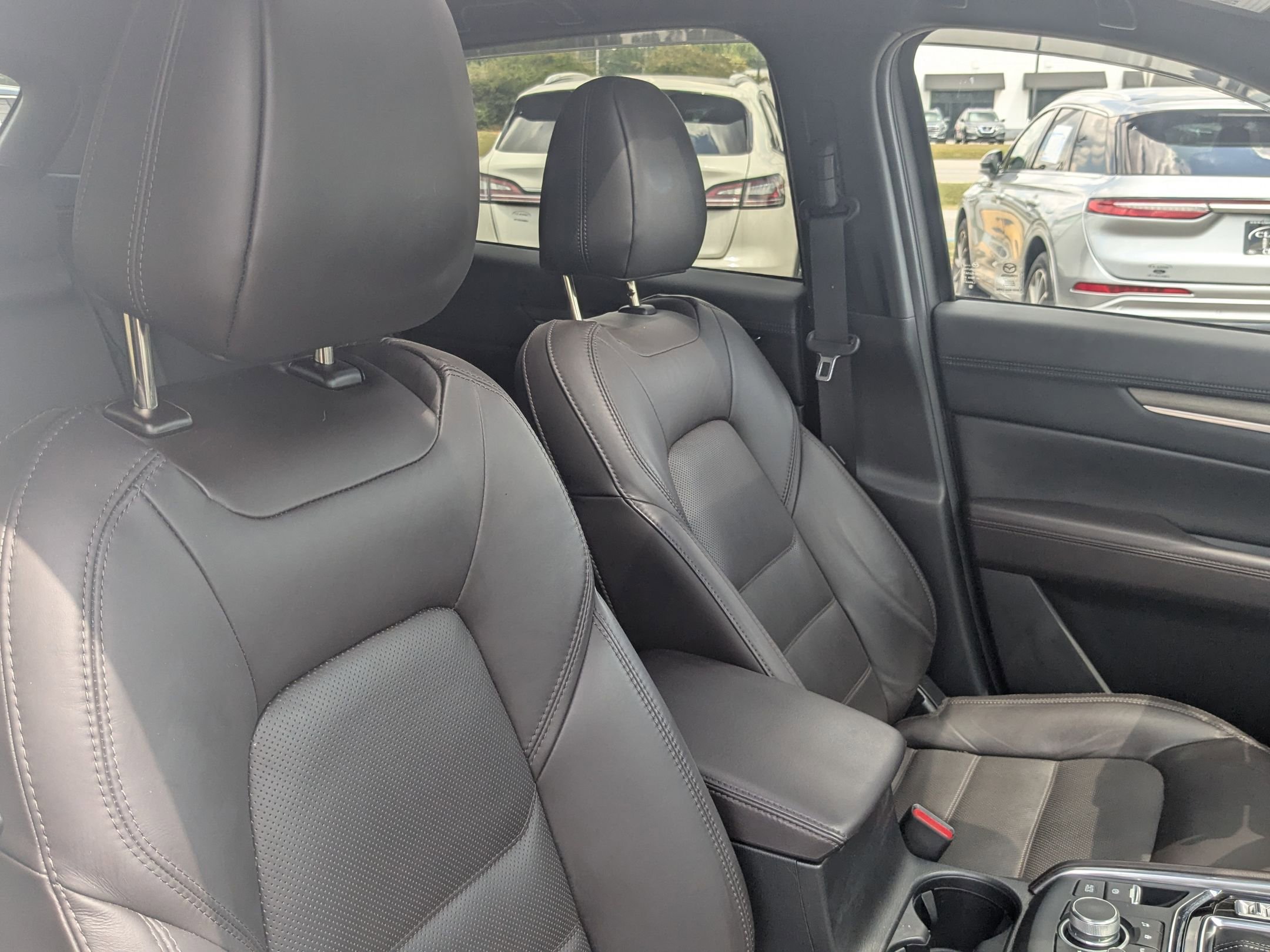2020 Mazda CX-5 Signature photo 24