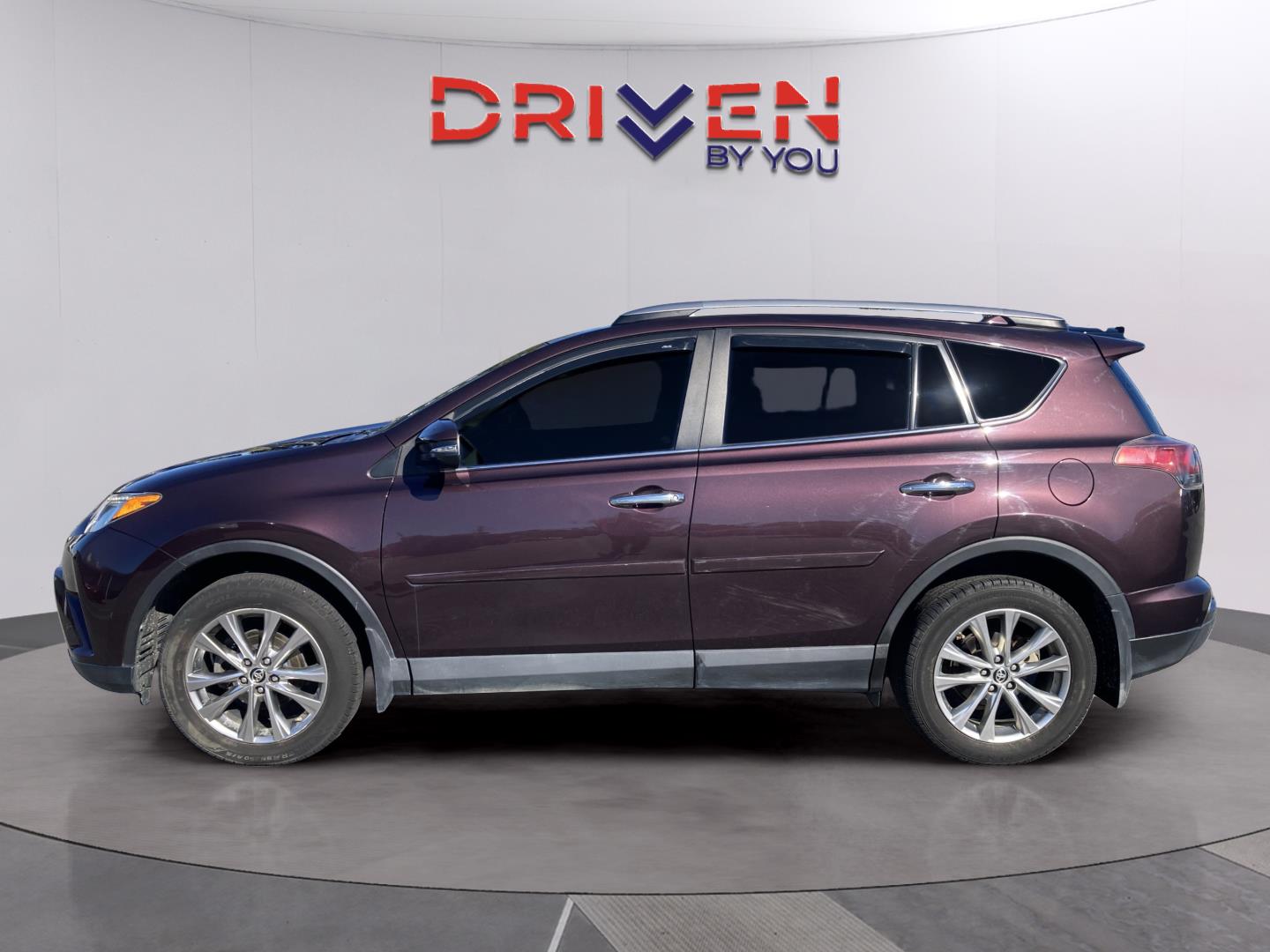 2017 Toyota RAV4 Limited photo 2