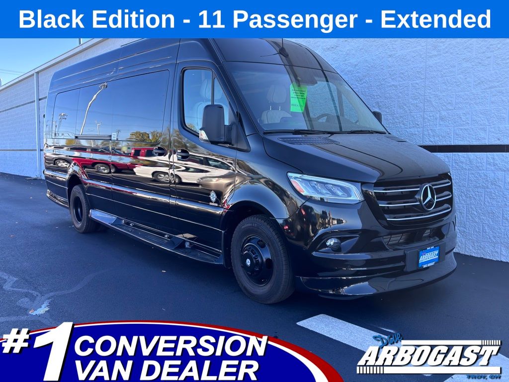 2024 Mercedes-Benz Sprinter Cargo Van Base's photo