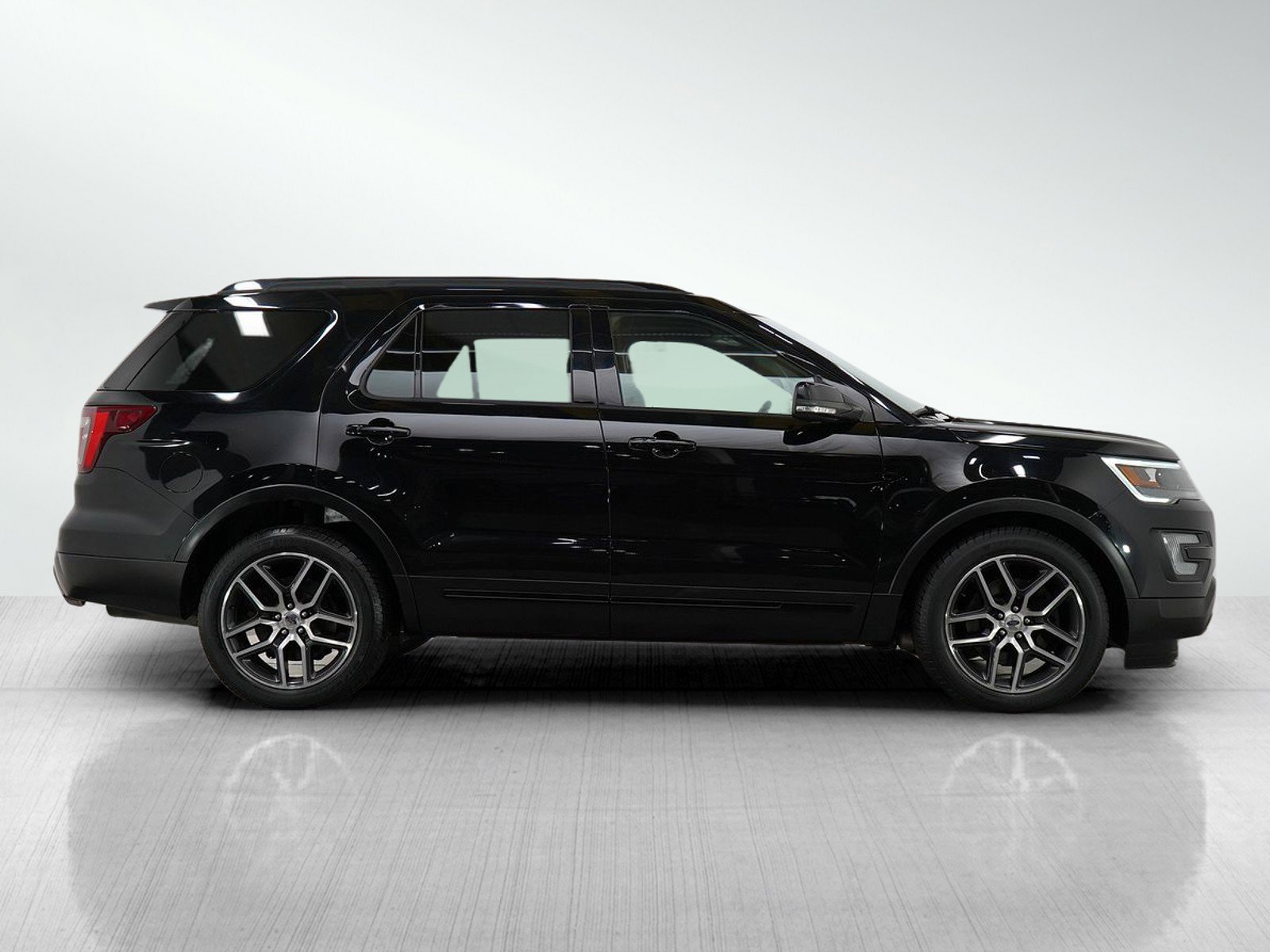 2017 Ford Explorer Sport photo 6