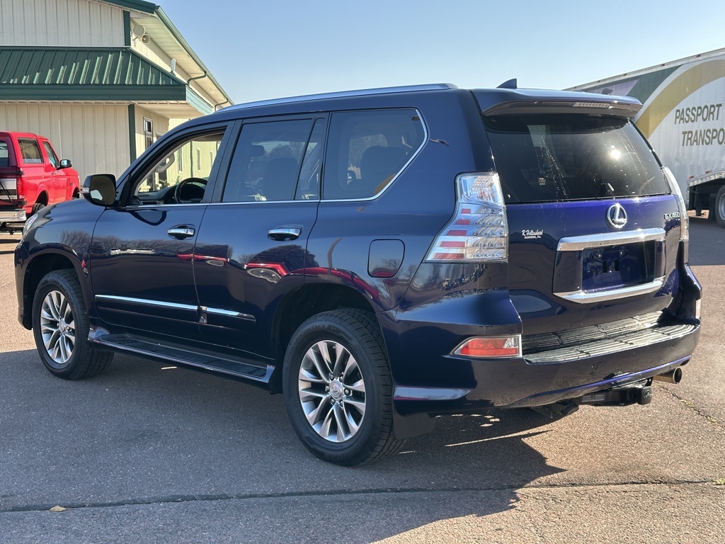 2017 Lexus GX 460 Luxury photo 4