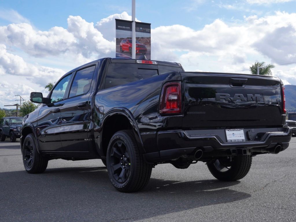 New 2026 Diamond Black Crystal Pearl-Coat Exterior Paint RAM Big Horn Night Edition image 6