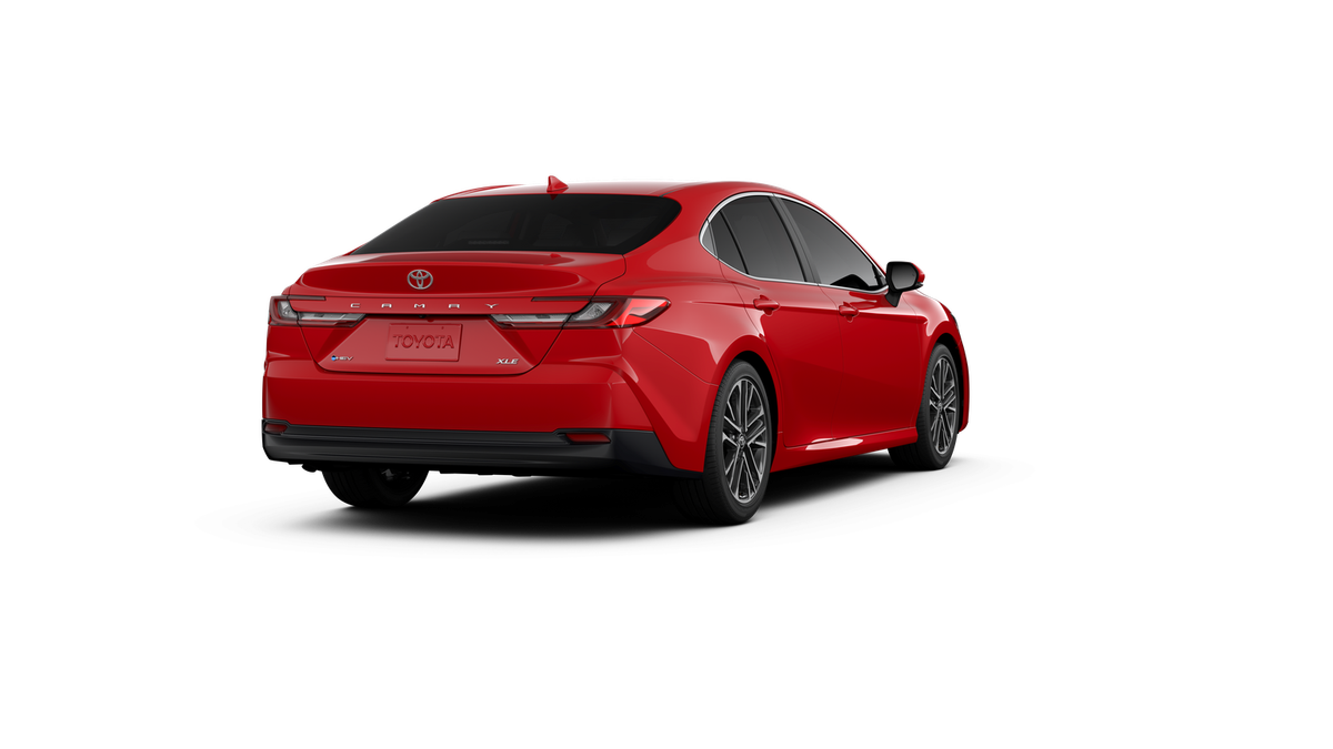 2025 Toyota Camry XLE photo 9