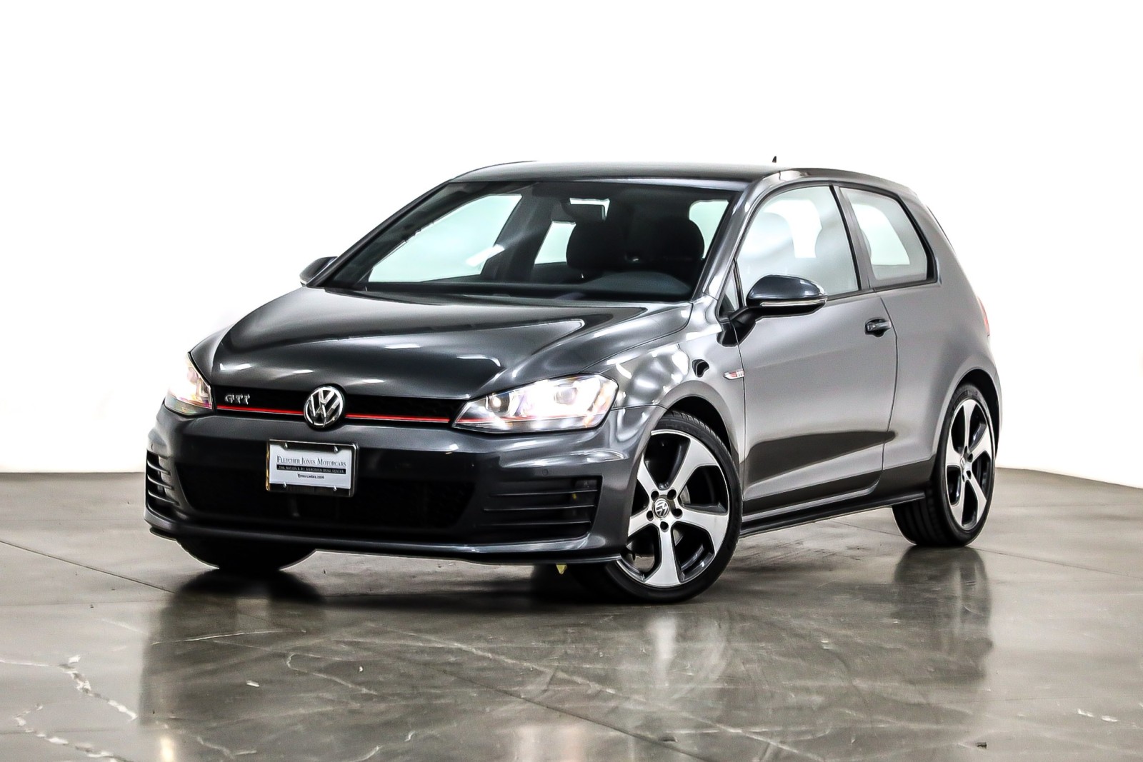 2015 Volkswagen Golf GTI S's photo