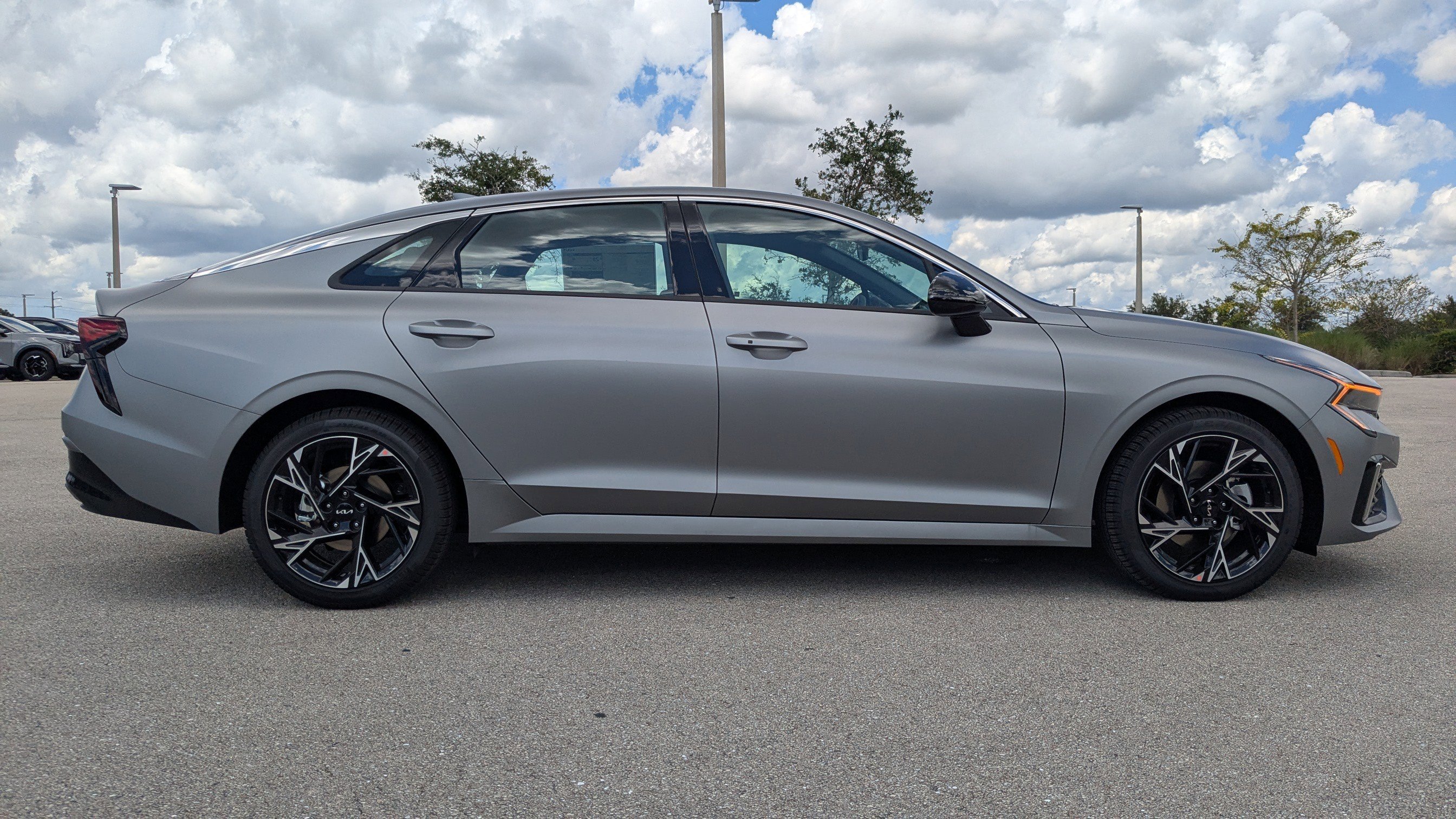 2026 Kia K5 GT-Line photo 4