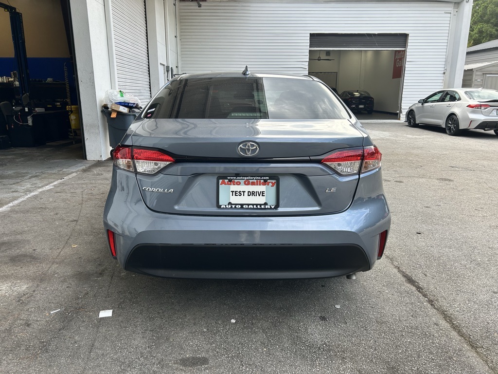 2024 Toyota Corolla LE photo 3