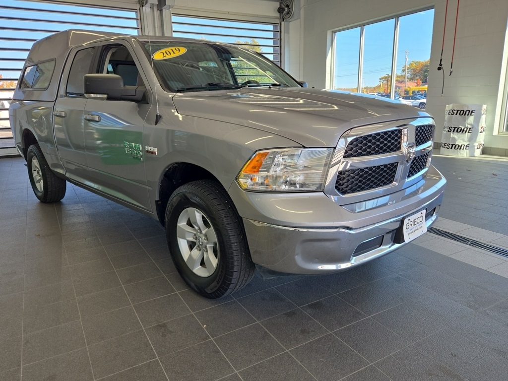2019 Ram 1500 Classic SLT photo 2