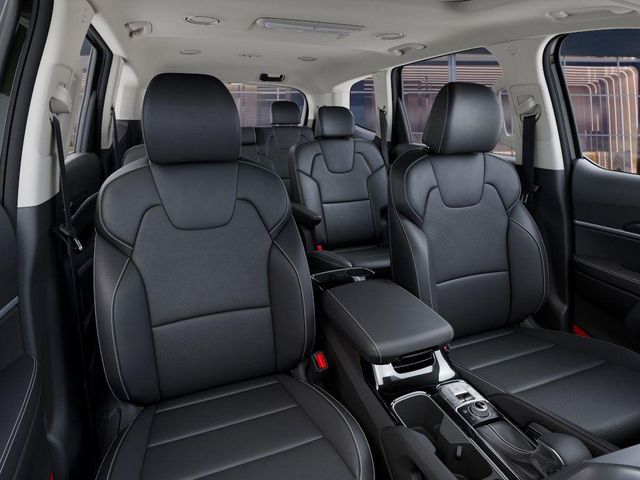 2025 Kia Telluride S photo 13