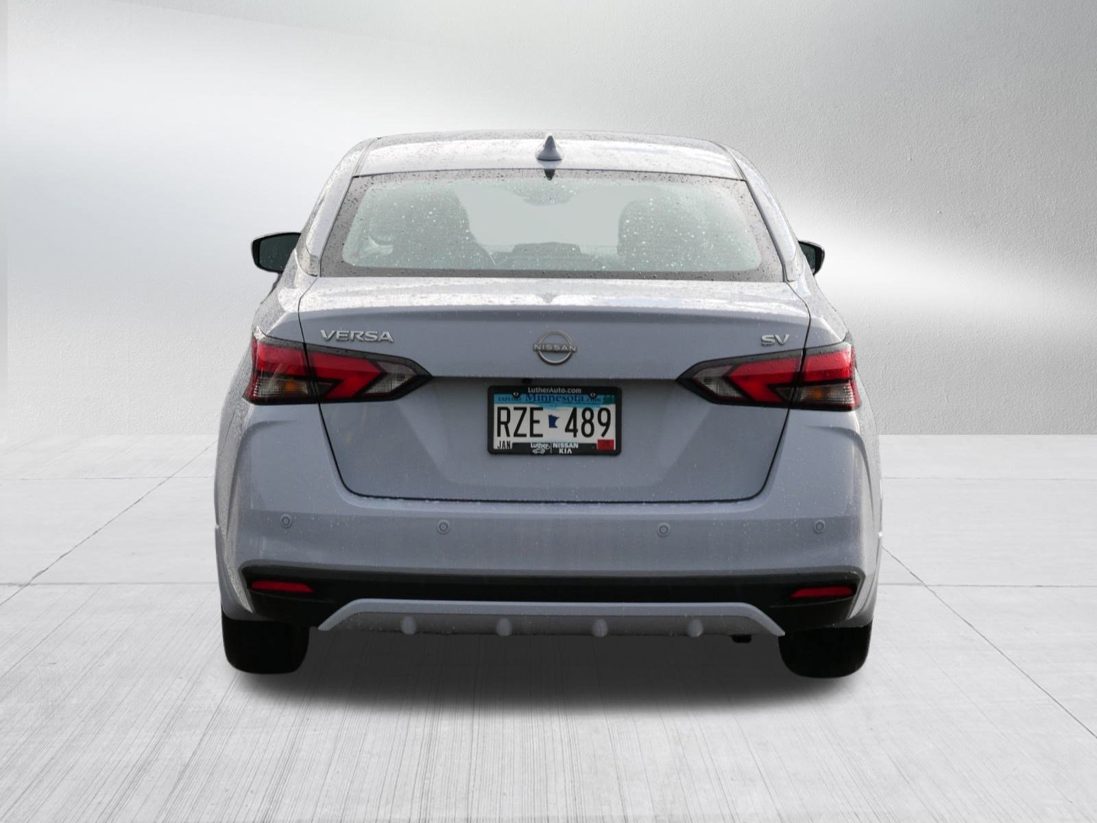 2024 Nissan Versa SV photo 5
