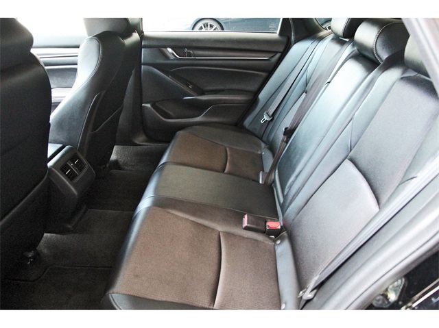 2020 Honda Accord Sport 2.0T photo 11