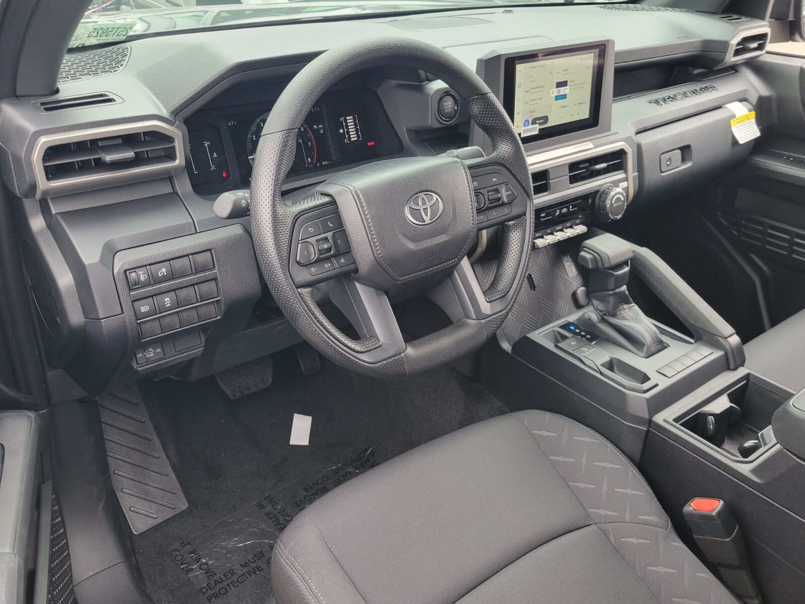 2025 Toyota Tacoma SR XtraCab photo 4