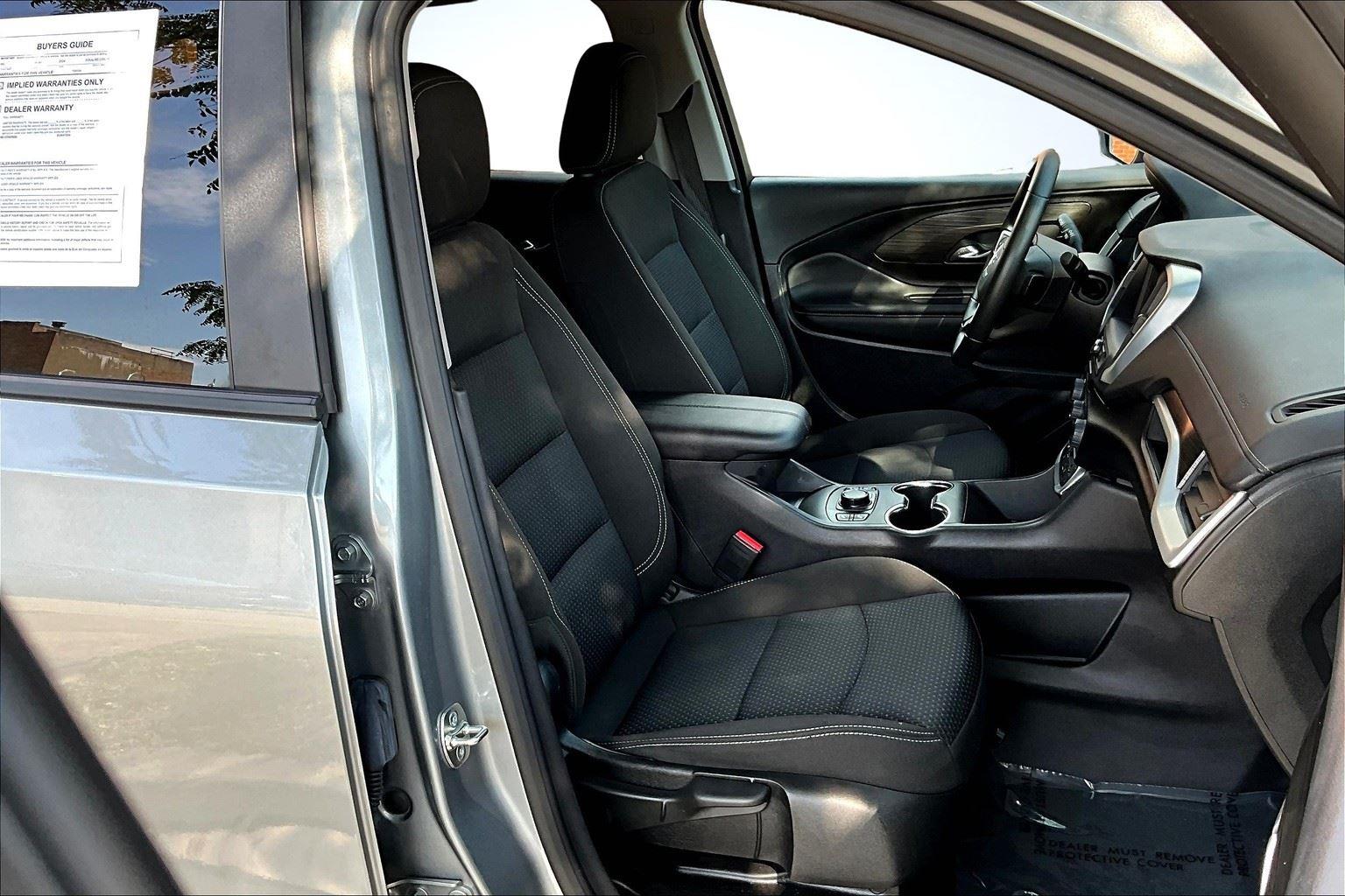 2024 Gmc Terrain SLE photo 6
