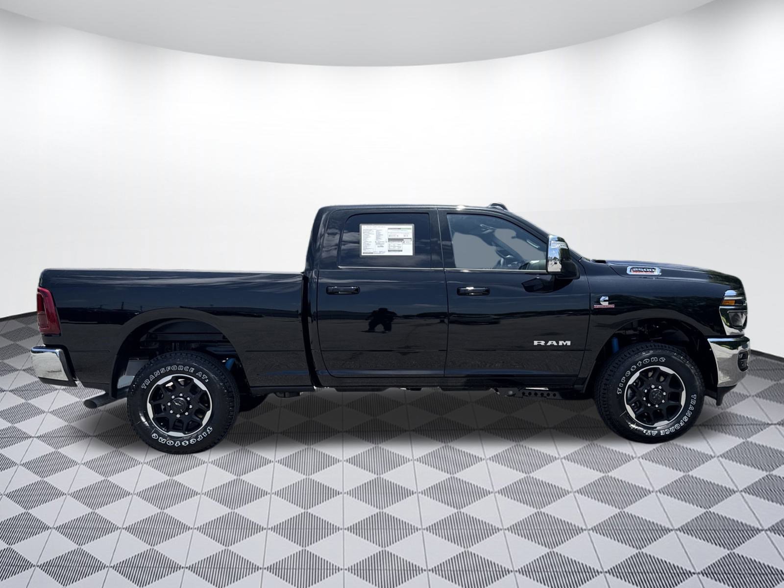 2025 Ram 2500 Laramie photo 2