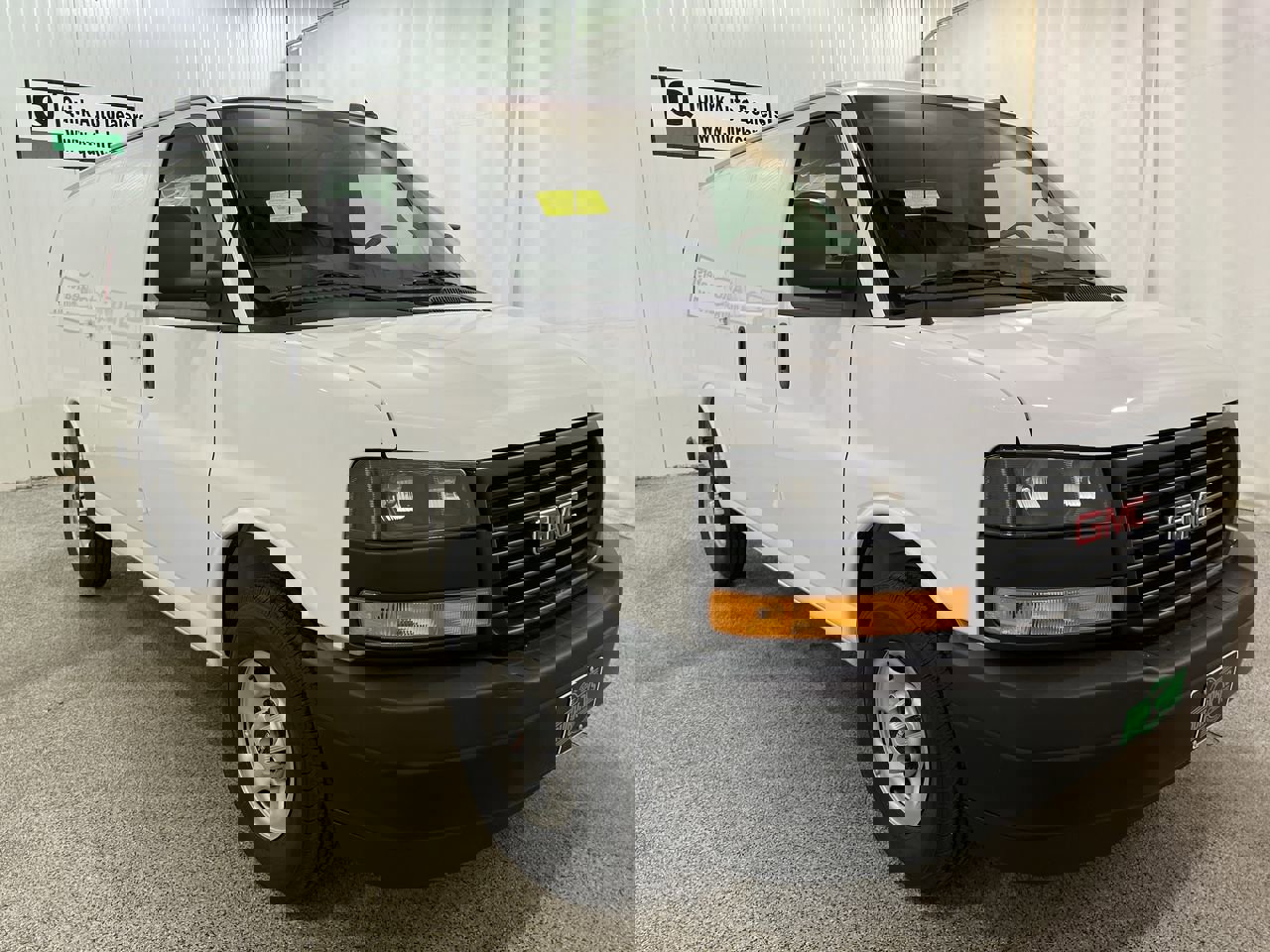 2025 GMC Savana Cargo Work Van's photo