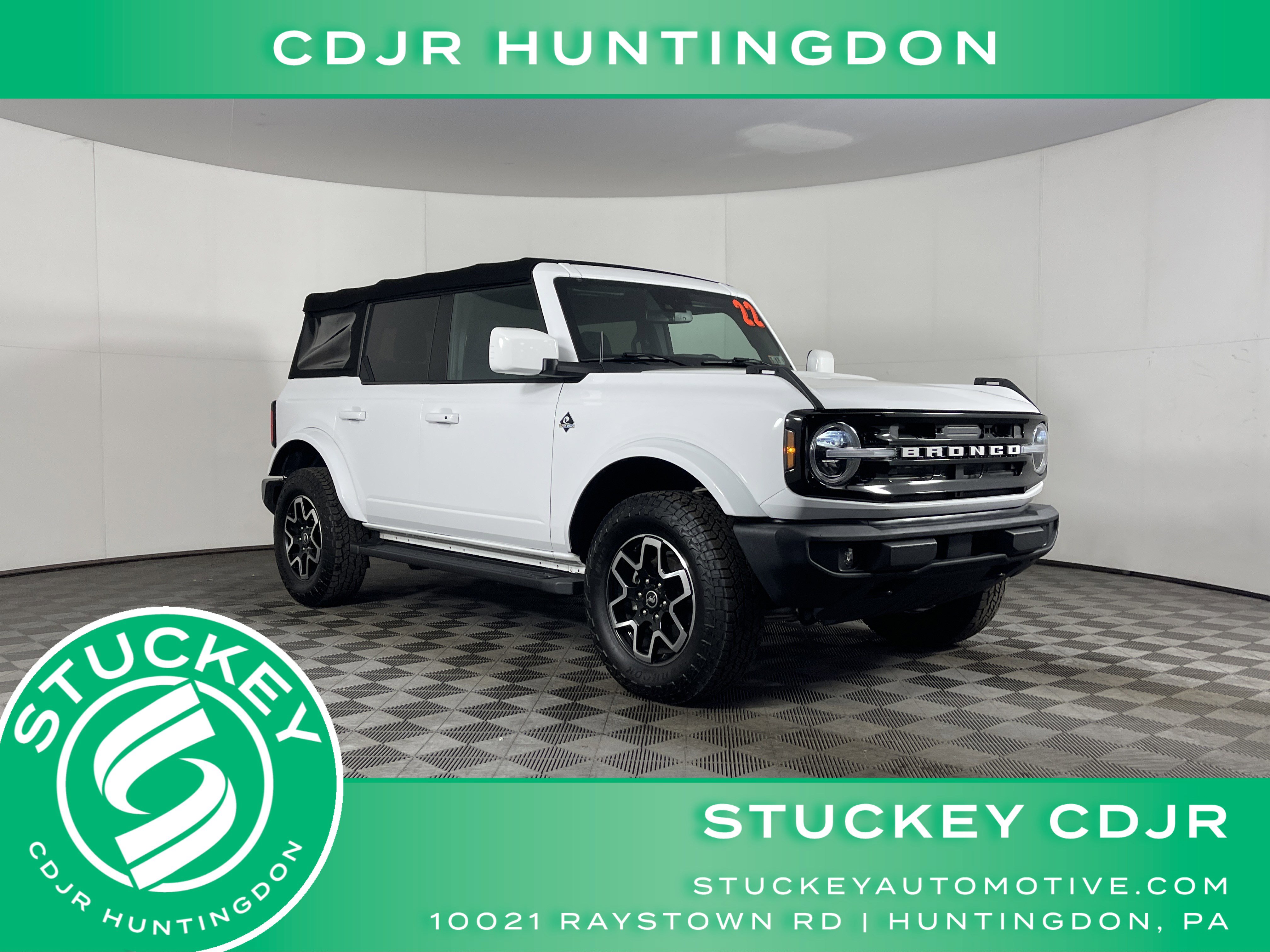 2022 Ford Bronco 4-Door Outer Banks's photo