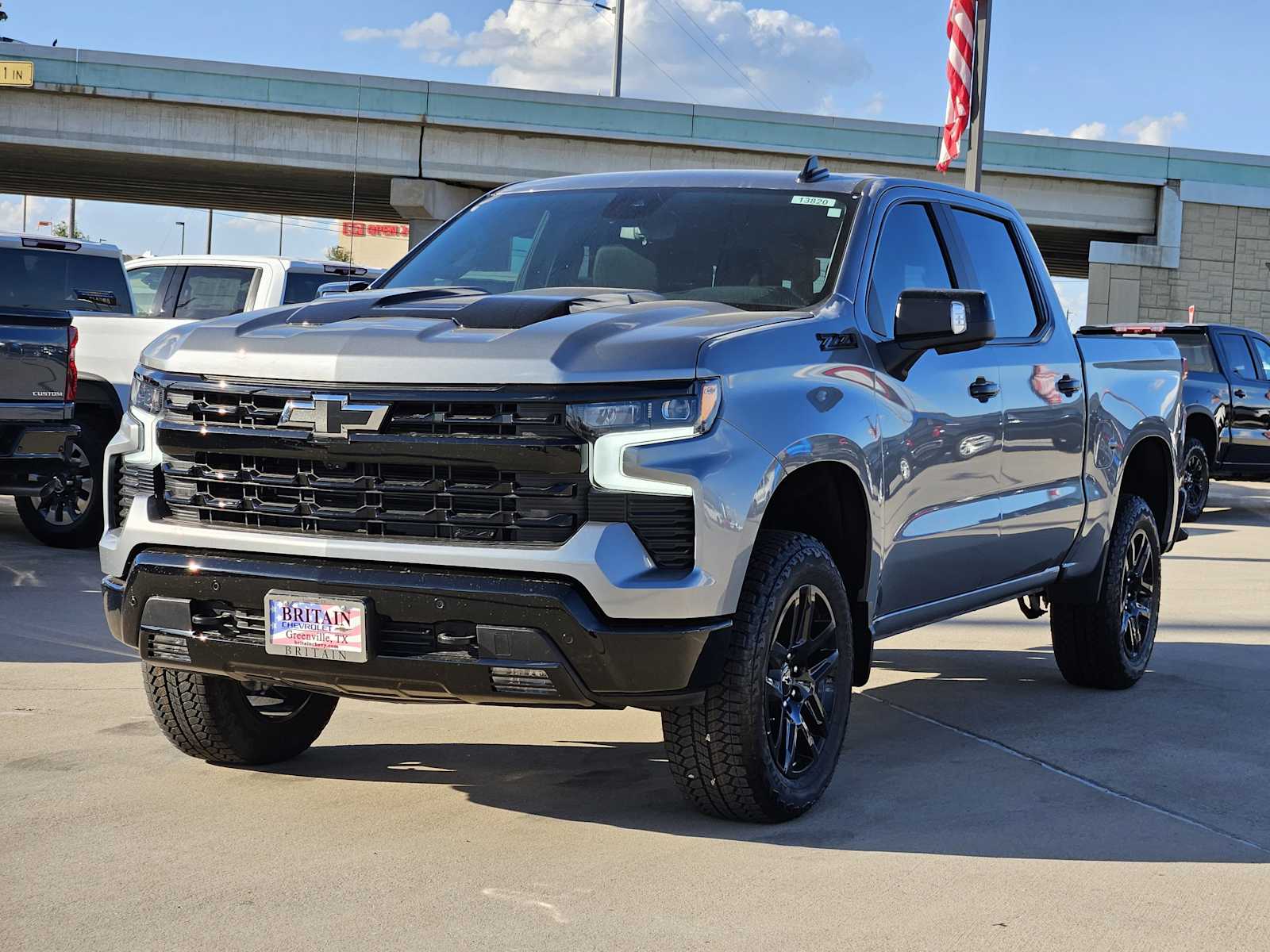 2026 Chevrolet Silverado 1500 LT Trail Boss photo 2