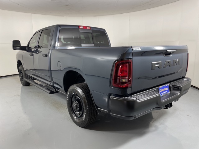 2025 Ram 2500 Tradesman photo 4